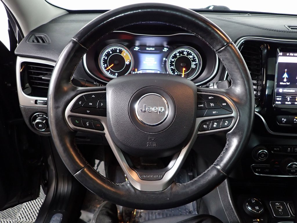 Used 2019 Jeep Cherokee Limited w/ Technology Group image 27