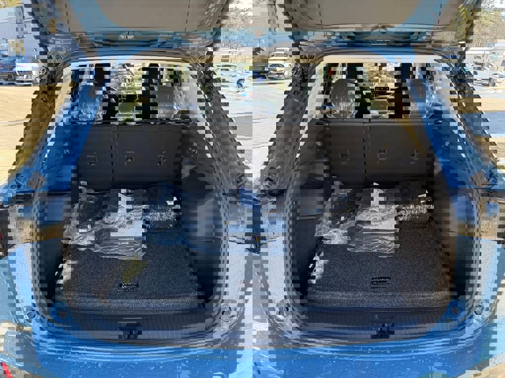 New 2026 Volkswagen Tiguan SE image 13