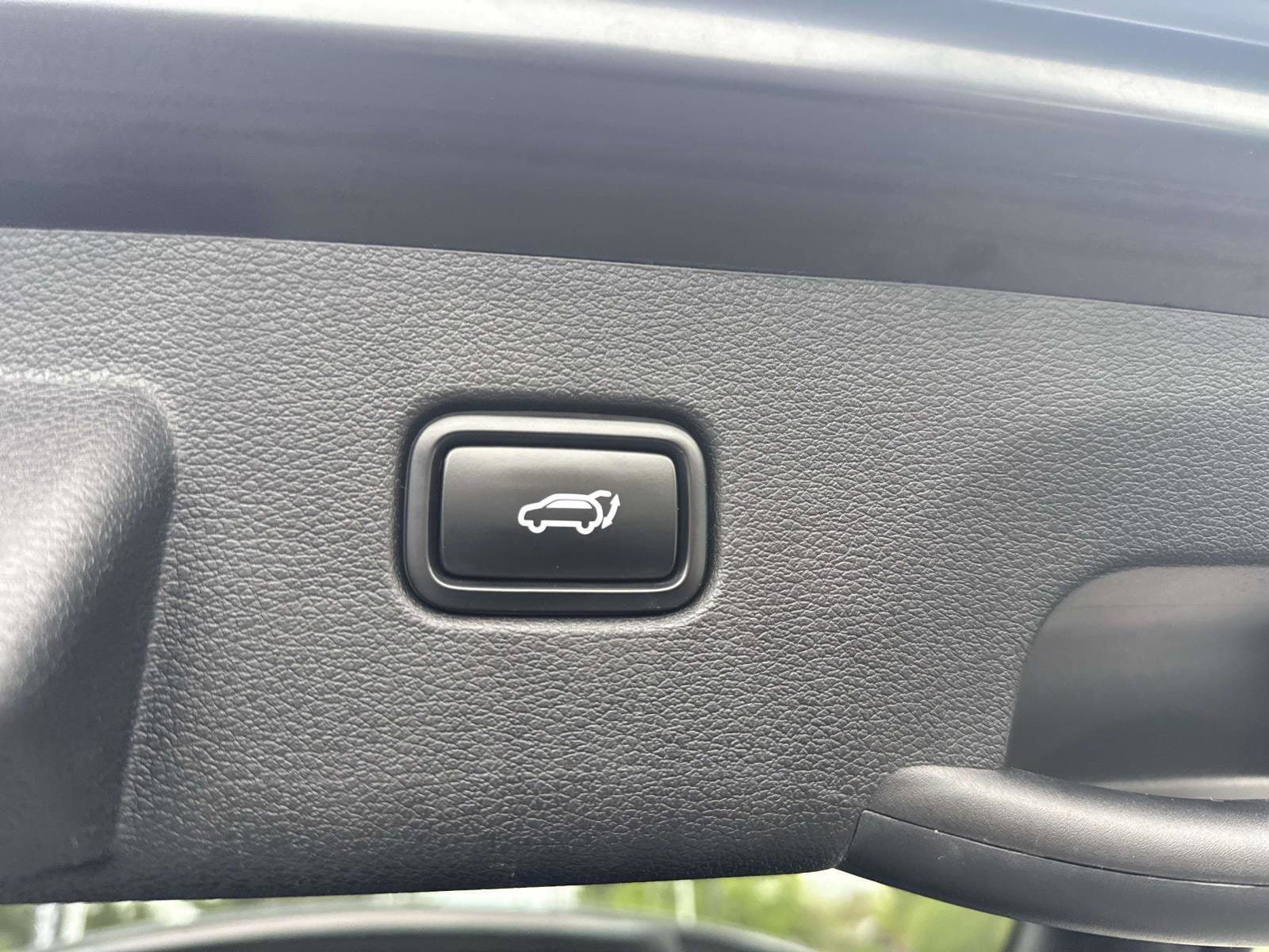Used 2023 Kia Sportage X-Line w/ X-Line Premium Package AWD/4WD image 7