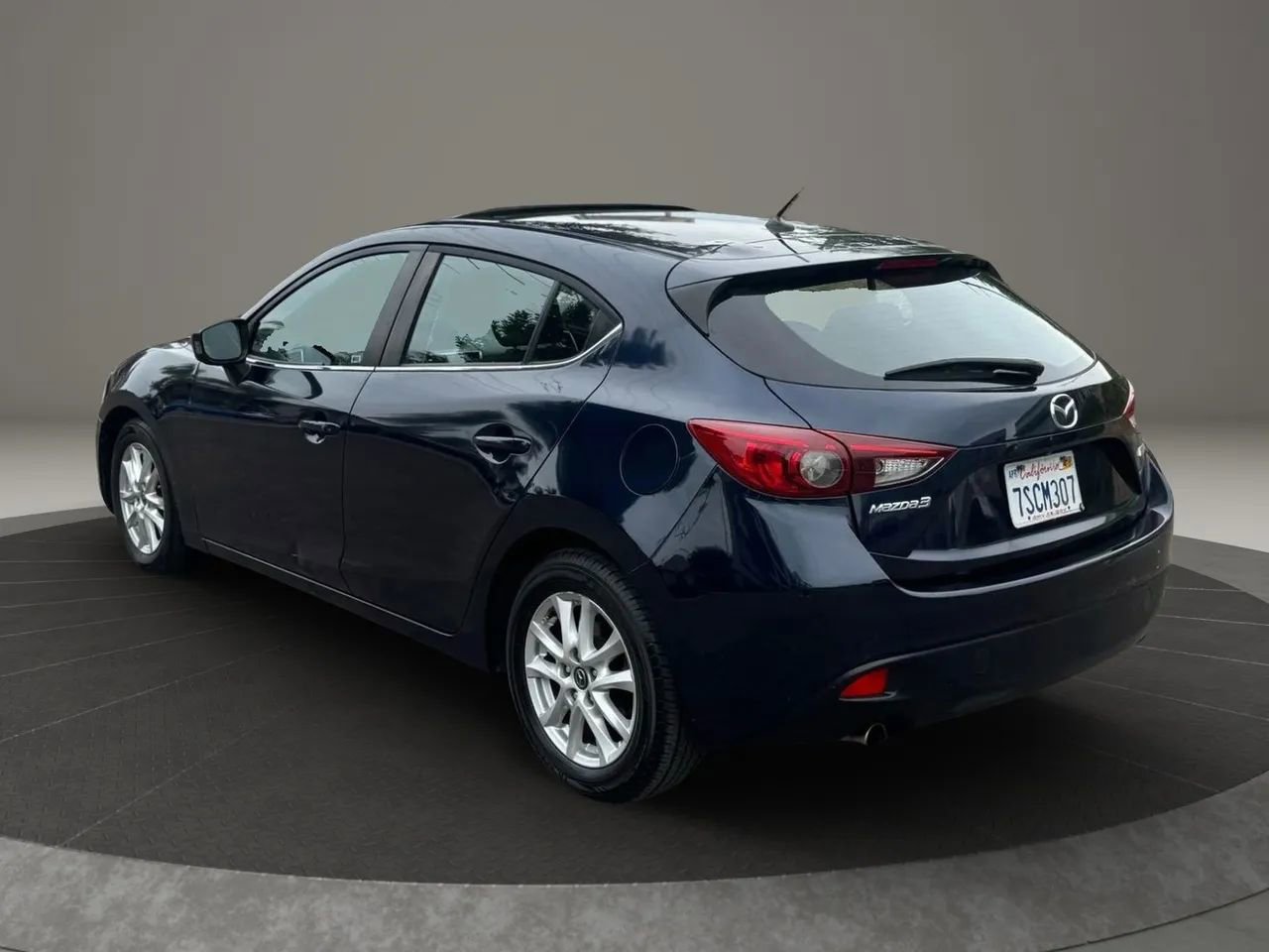 Used 2016 MAZDA MAZDA3 i Touring image 9