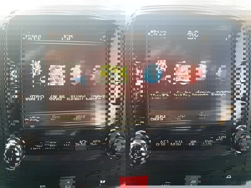 Used 2014 FIAT 500L Easy w/ Popular Equipment Group image 9