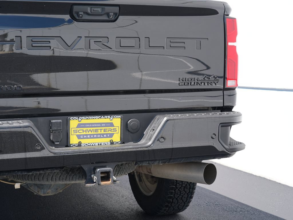 Certified 2025 Chevrolet Silverado 3500 High Country w/ High Country Premium Package AWD/4WD image 10