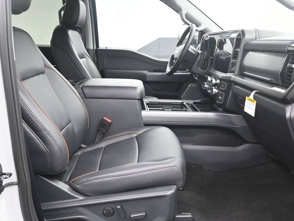 New 2026 Ford F350 Lariat w/ Chrome Package image 9