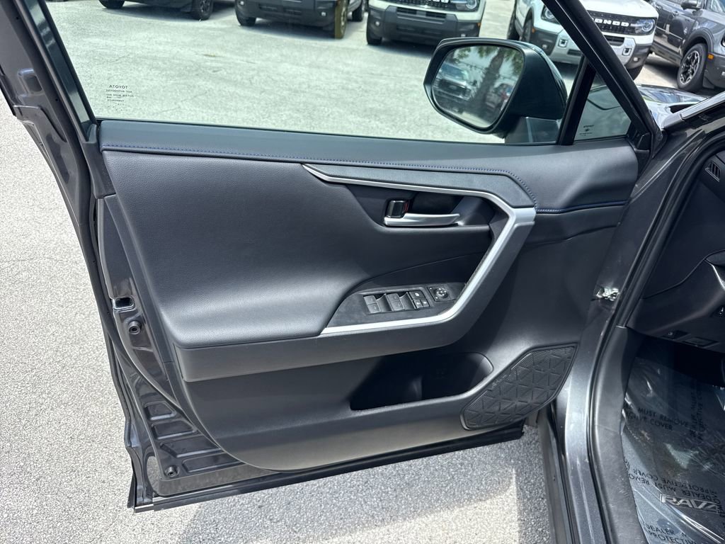 Used 2024 Toyota RAV4 XSE AWD/4WD image 14