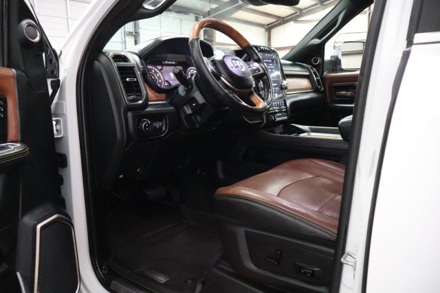 Used 2020 RAM 2500 Limited AWD/4WD image 36