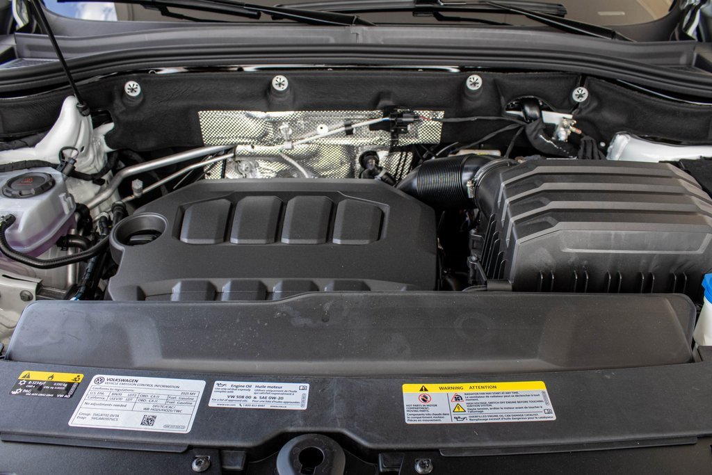 New 2025 Volkswagen Atlas Cross Sport SEL Premium R-Line image 25