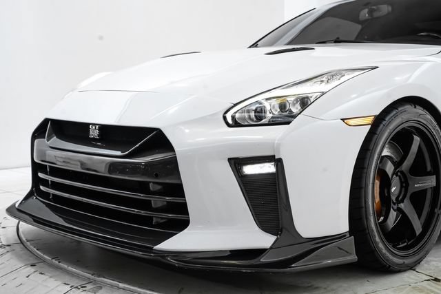Used 2016 Nissan GT-R Black Edition AWD/4WD image 18