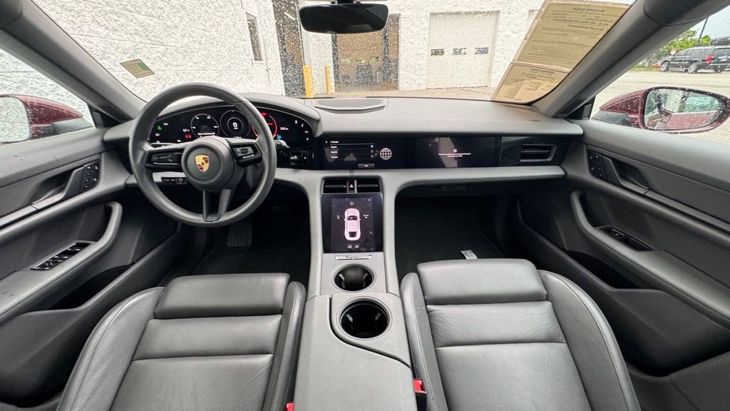 Used 2022 Porsche Taycan 4S AWD/4WD image 12