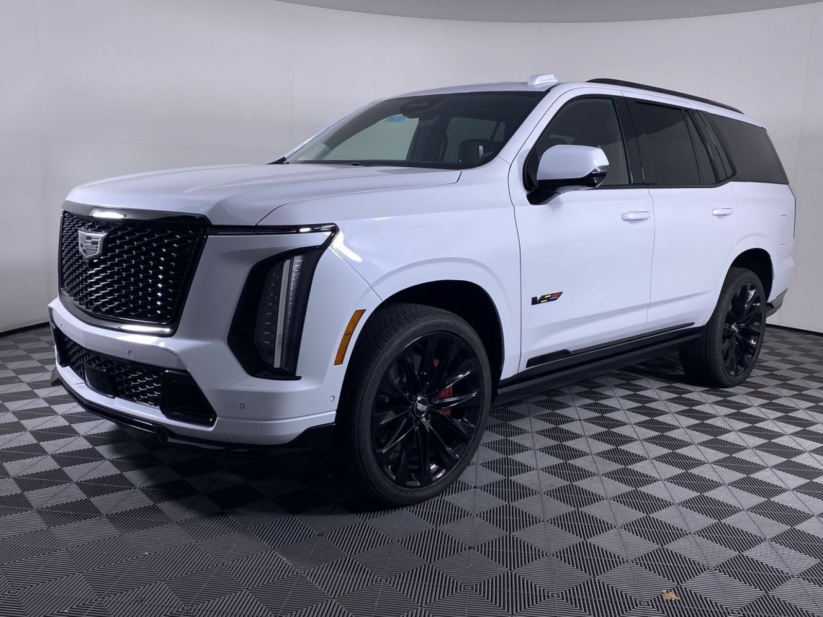 New 2026 Cadillac Escalade V w/ LPO, ONYX Package AWD/4WD image 19