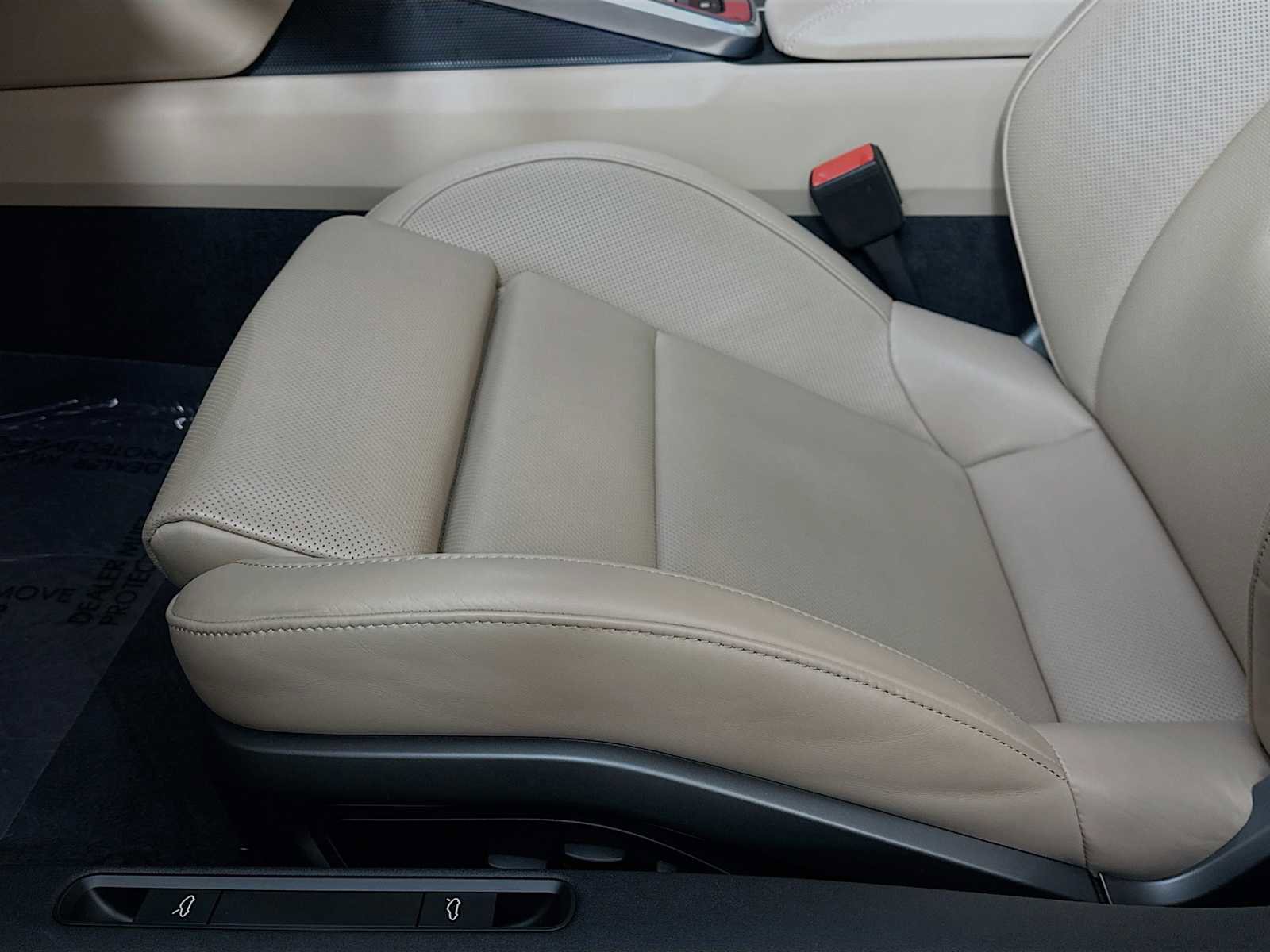 Certified 2023 Porsche 911 Carrera image 12