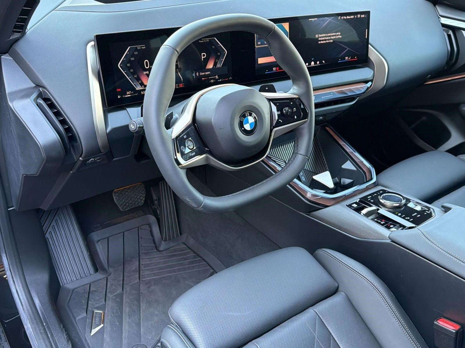 Used 2025 BMW X3 xDrive30i w/ Premium Package AWD/4WD image 4