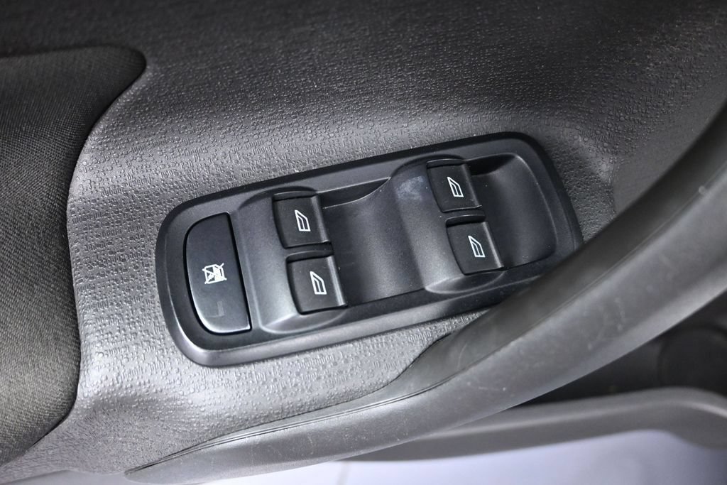 Used 2016 Ford Fiesta SE w/ Cold Weather Package FWD image 11