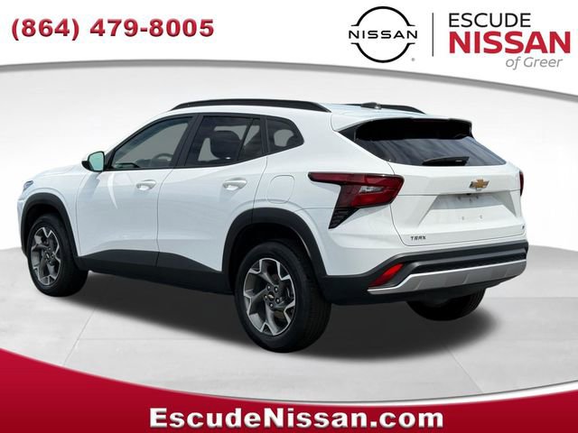 Used 2025 Chevrolet Trax LT FWD image 5