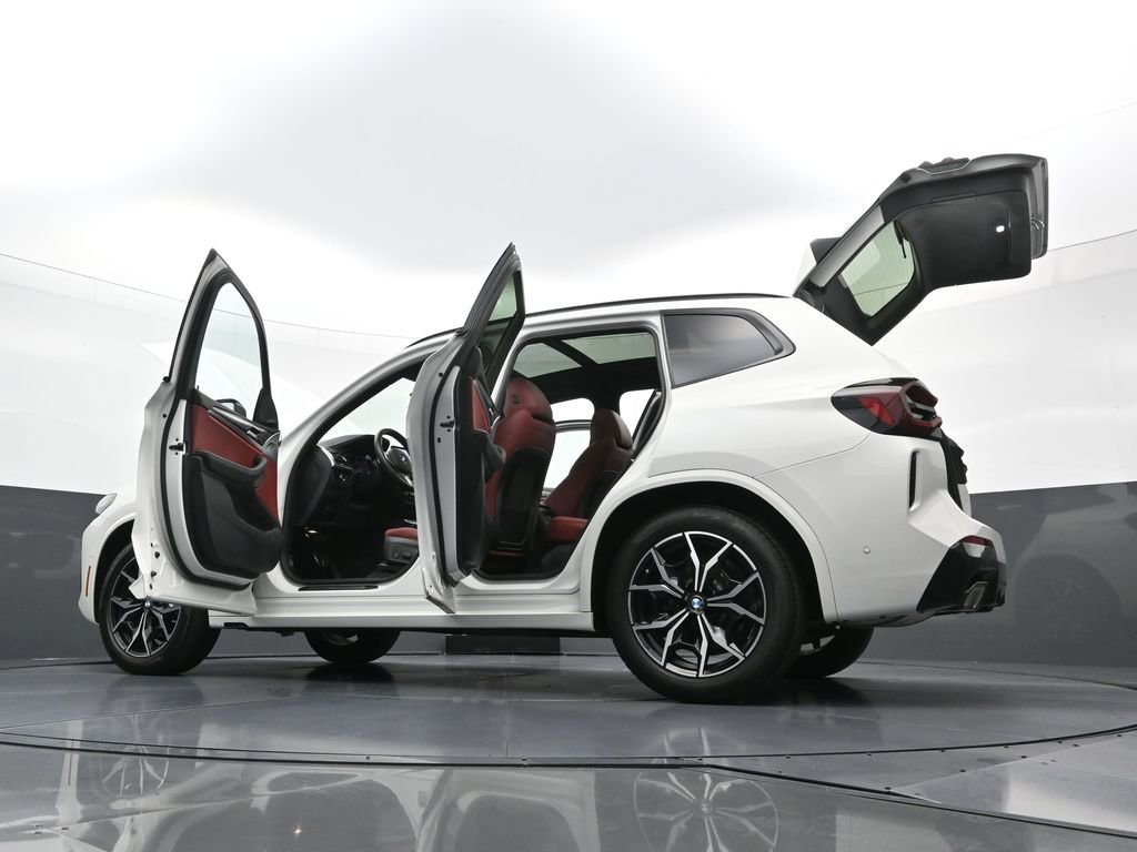 Used 2024 BMW X3 xDrive30i w/ Premium Package w/ZPA image 42