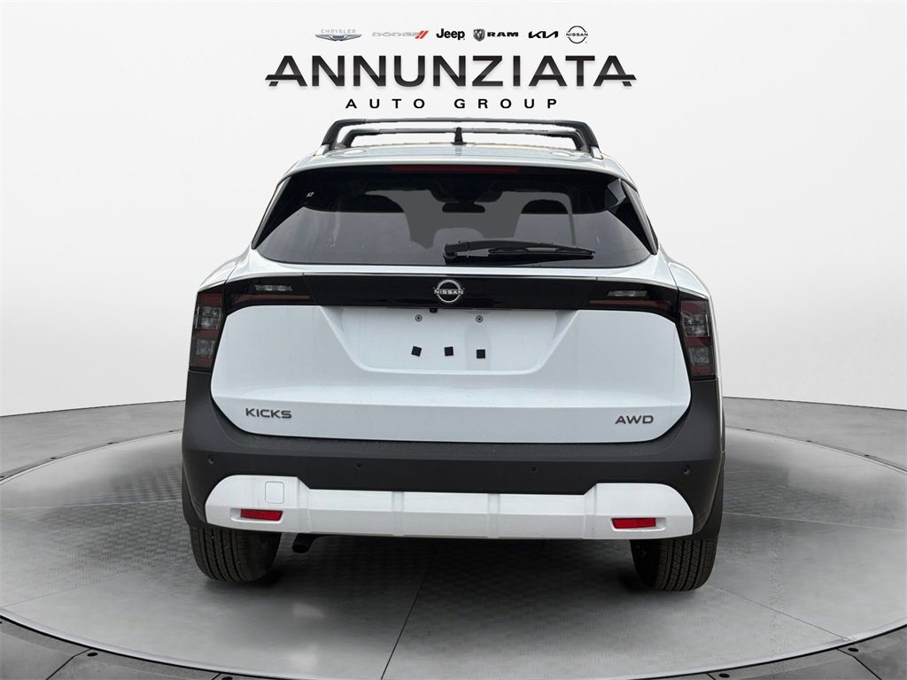 New 2026 Nissan Kicks SV w/ SV Premium Package image 4