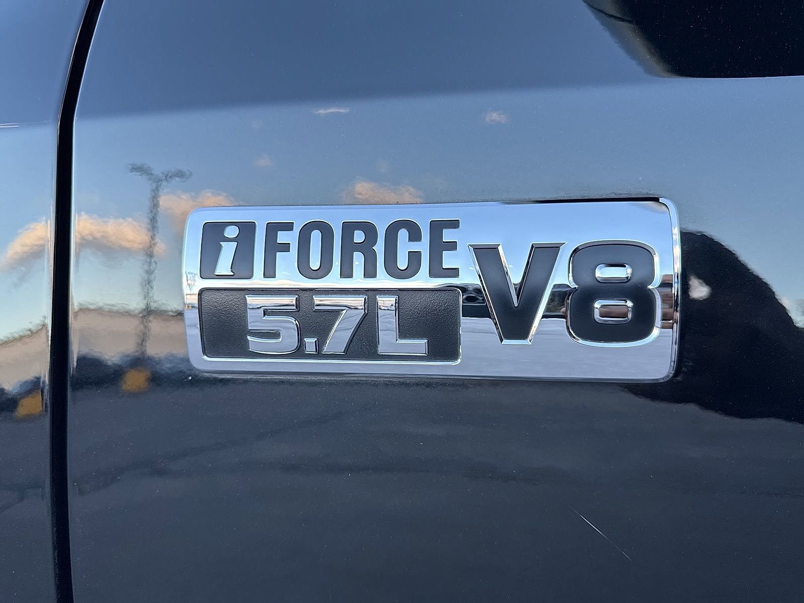 Used 2019 Toyota Tundra Limited image 16