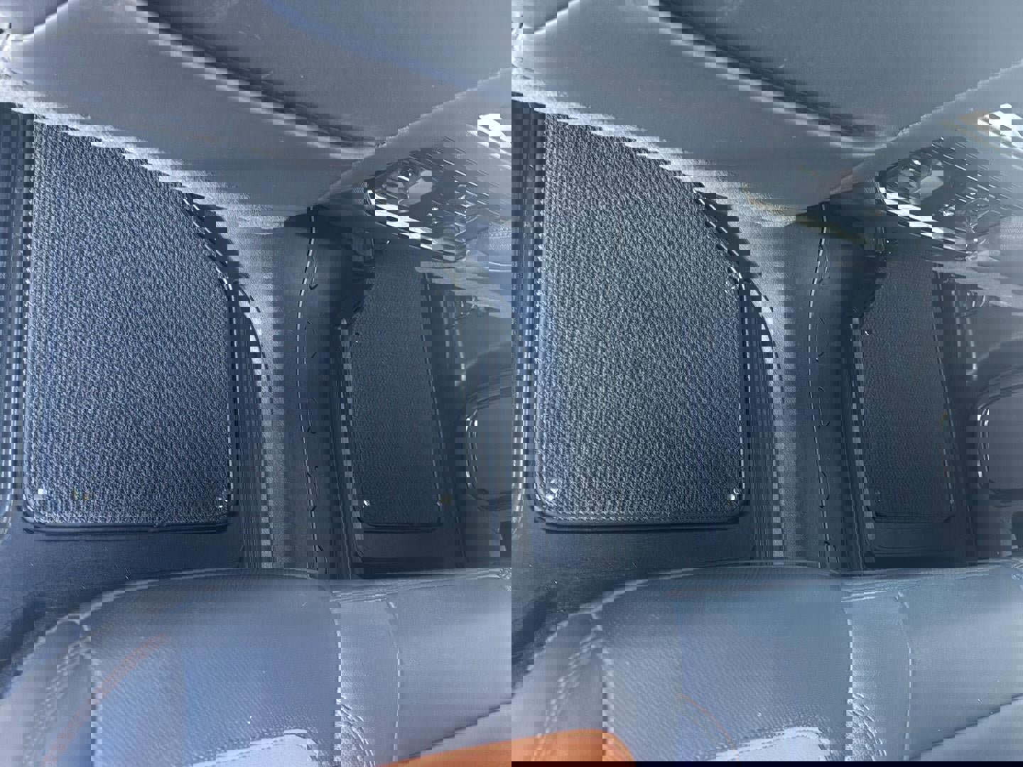 Used 2025 GMC Sierra 2500 AT4 image 18