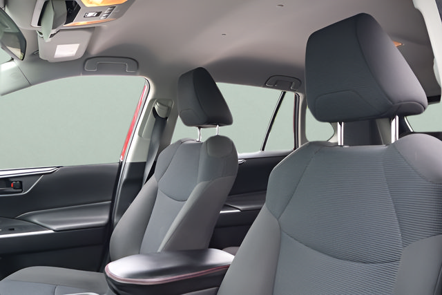 Used 2020 Toyota RAV4 LE w/ All Weather Liner Package AWD/4WD image 20