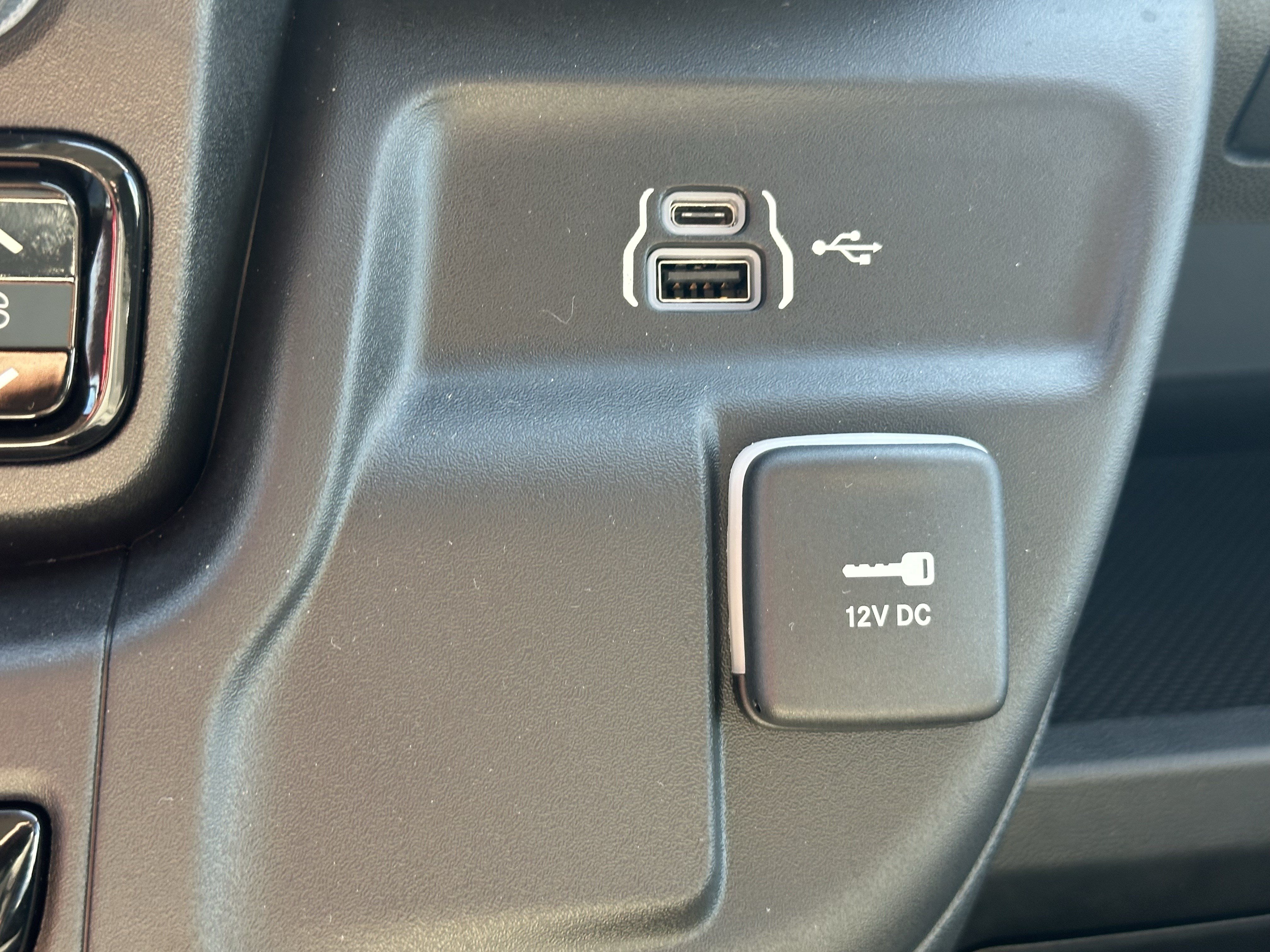 Used 2026 RAM ProMaster 1500 w/ Safety Group FWD image 25