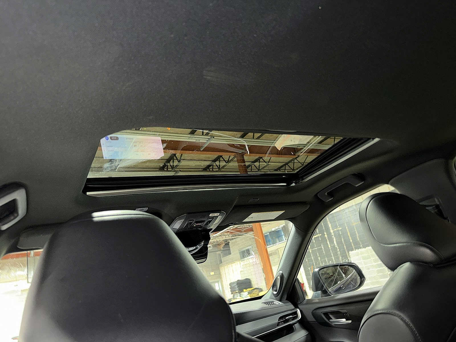 Used 2023 Toyota Highlander XSE AWD/4WD image 24