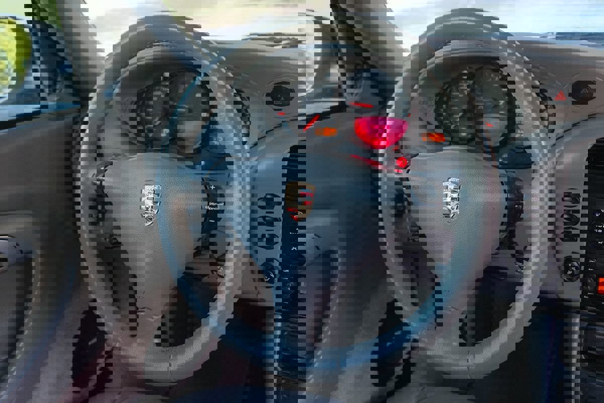 Used 2002 Porsche 911 GT3 RS image 40