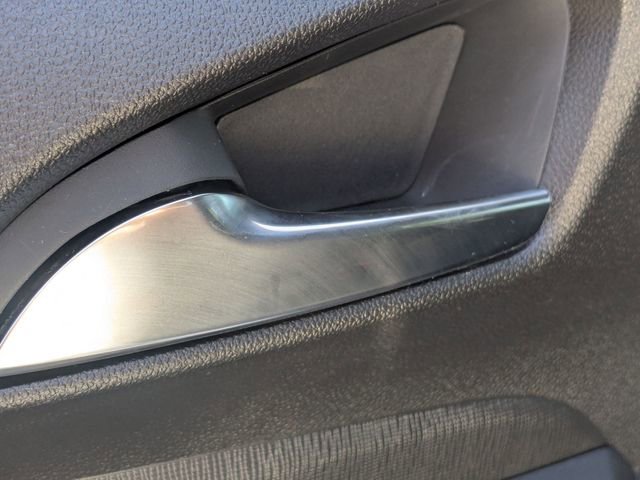 Used 2025 Buick Envista Sport Touring image 26