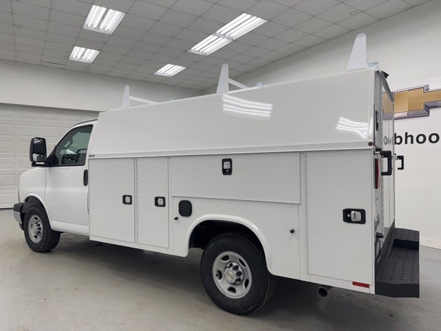New 2026 Chevrolet Express 3500 w/ Power Convenience Package image 7