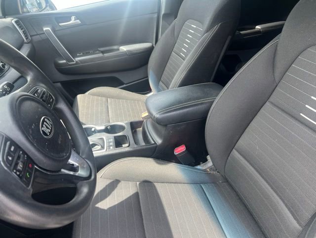 Used 2018 Kia Sportage LX AWD/4WD image 4