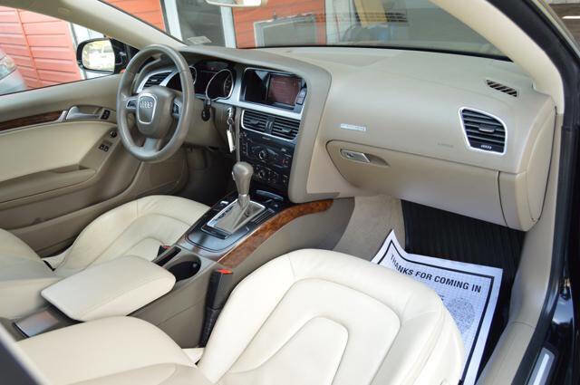 Used 2010 Audi A5 2.0T Premium image 16