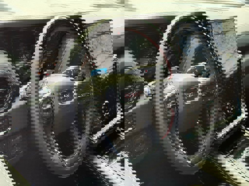 New 2026 GMC Yukon XL AT4 Ultimate w/ LPO, Floor Liner Package image 16