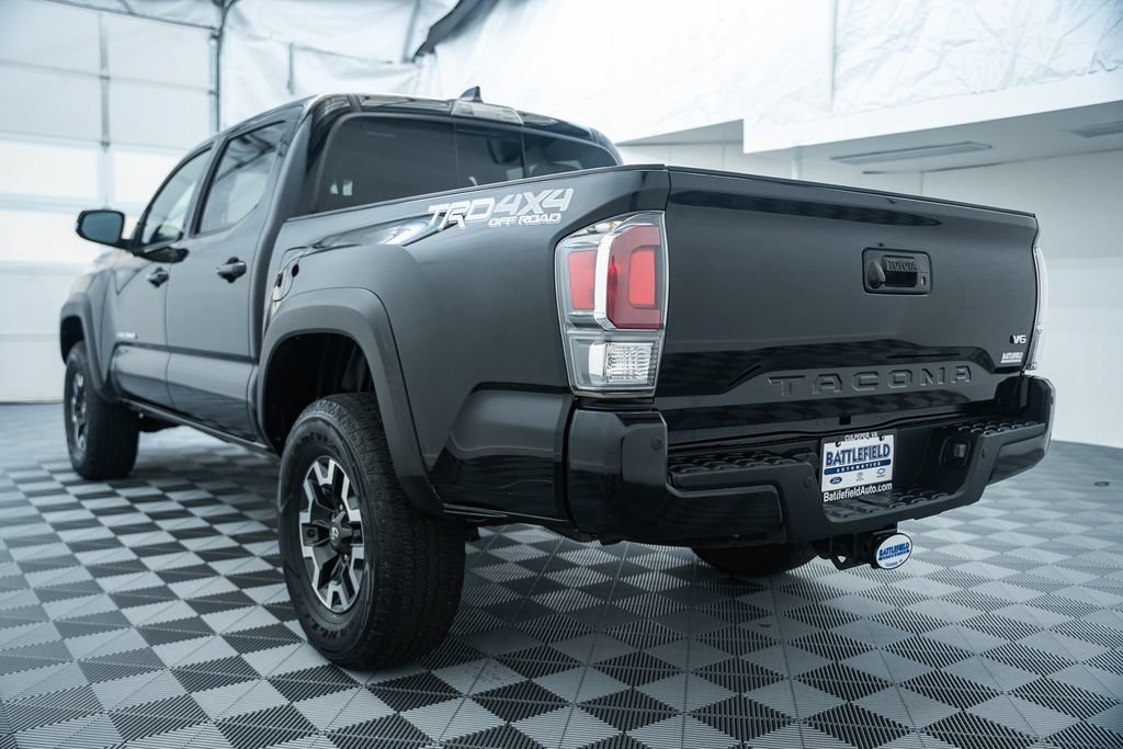 Used 2020 Toyota Tacoma TRD Off-Road w/ Technology Package AWD/4WD image 7
