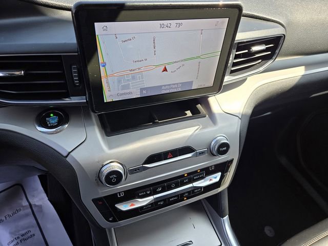 Used 2021 Ford Explorer XLT w/ Equipment Group 202A RWD image 12