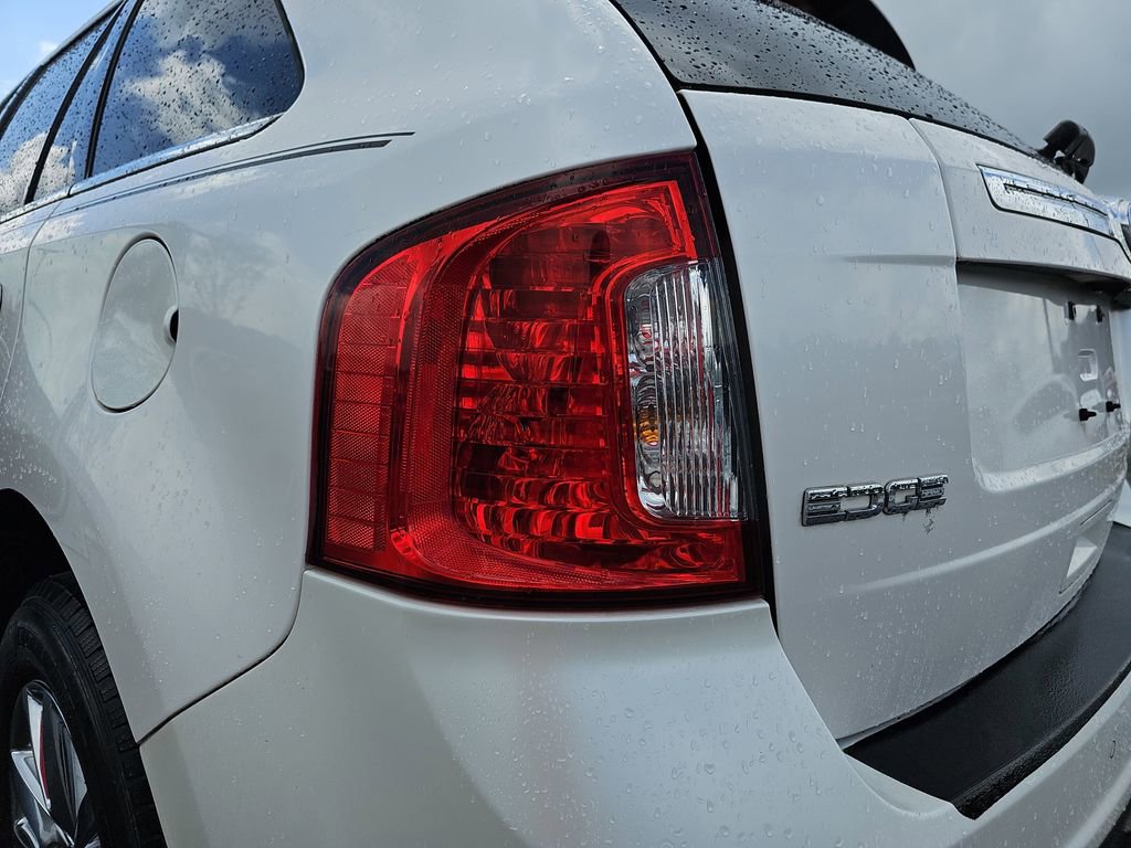 Used 2012 Ford Edge Limited image 37