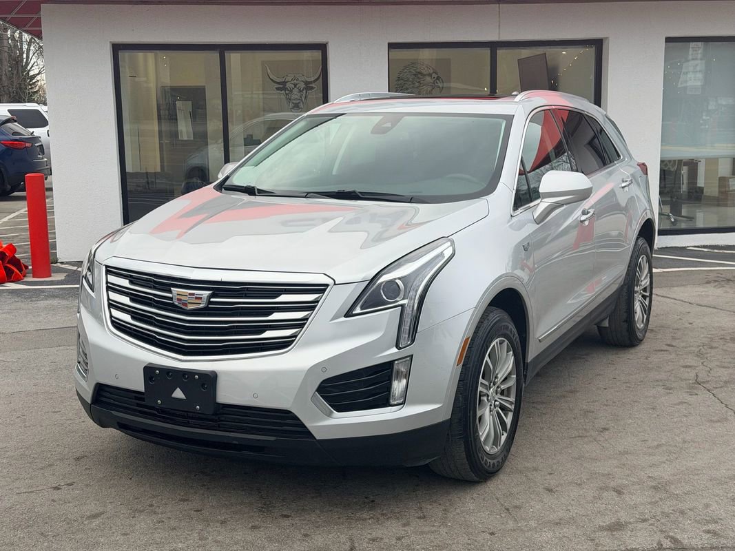 Used 2017 Cadillac XT5 Luxury w/ Driver Awareness Package AWD/4WD image 10