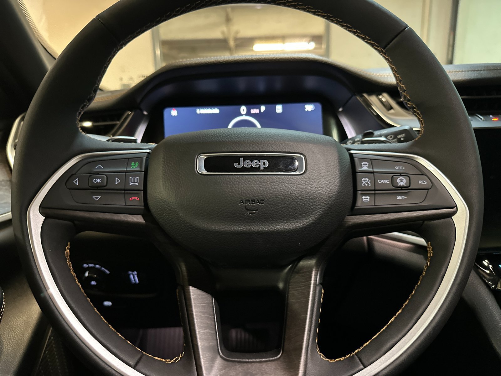 New 2026 Jeep Grand Cherokee Limited AWD/4WD image 23