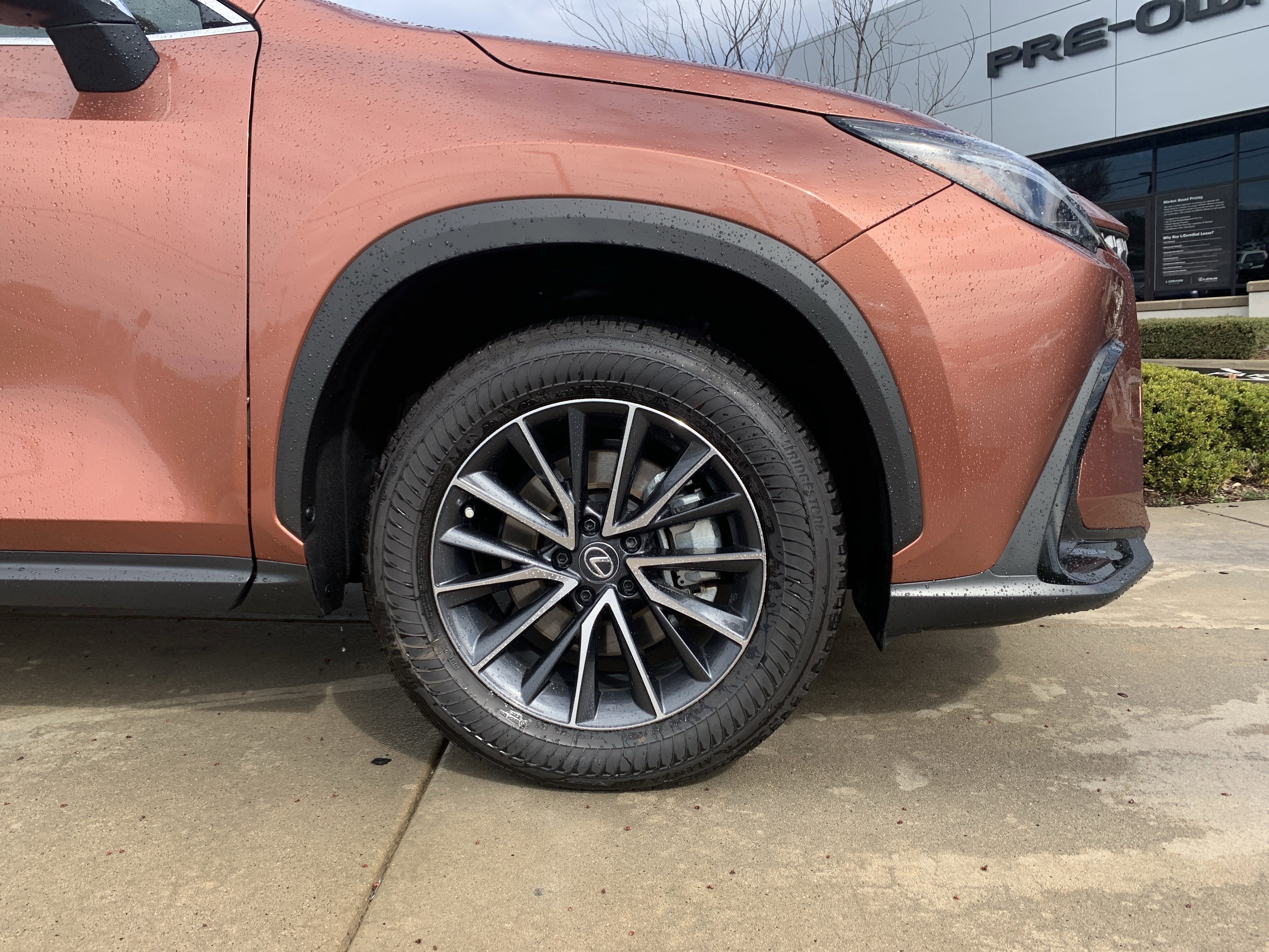 Certified 2025 Lexus NX 250 FWD w/ Towing Package (2000 Lbs) image 13