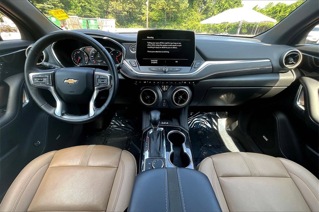 Certified 2023 Chevrolet Blazer Premier w/ Enhanced Convenience Package image 8