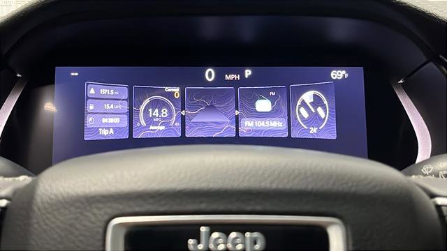 Used 2022 Jeep Grand Cherokee L Limited AWD/4WD image 17