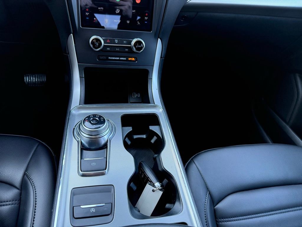 Used 2022 Ford Edge SEL w/ Convenience Package image 12