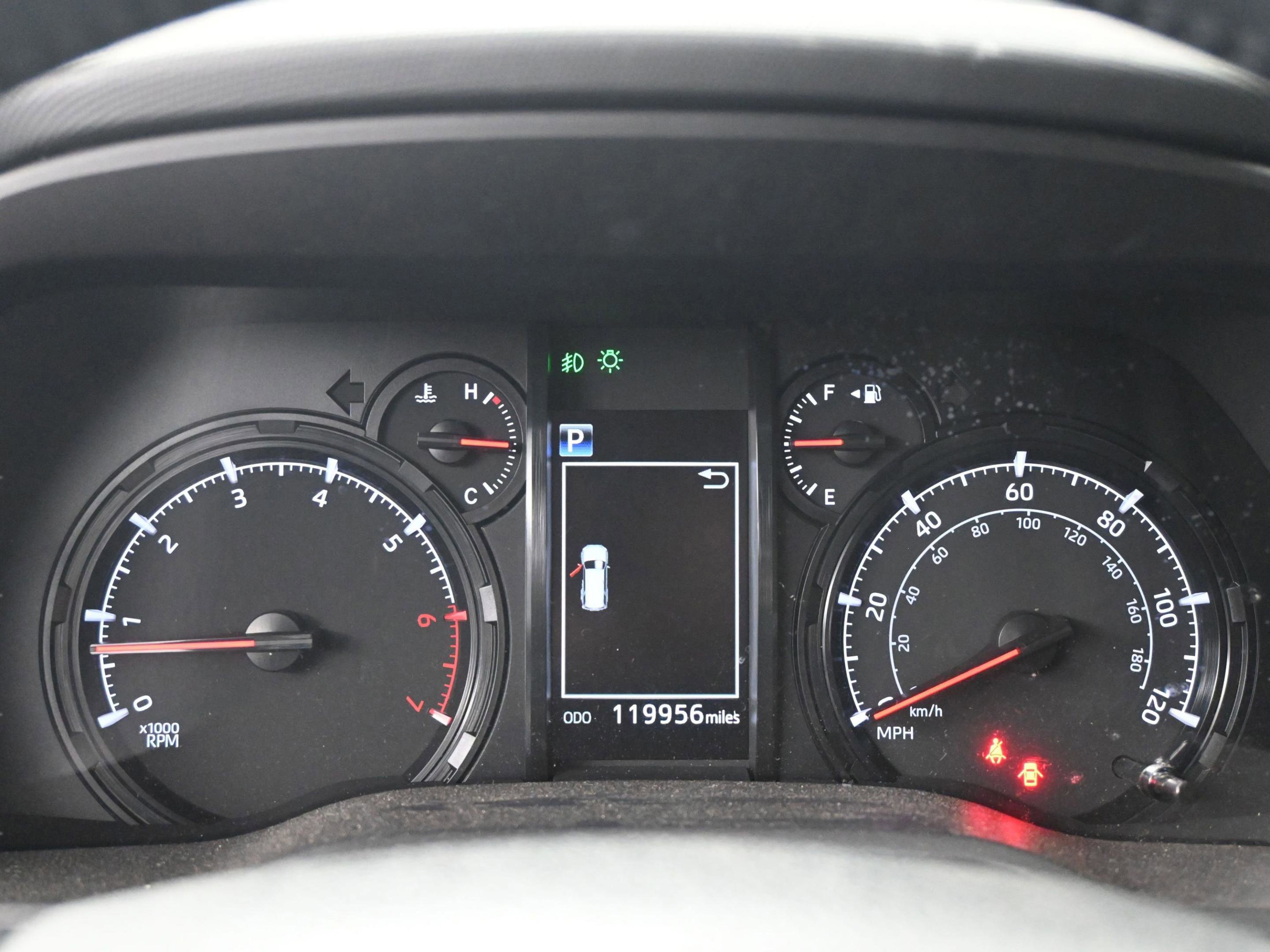 Used 2022 Toyota 4Runner SR5 Premium w/ Moonroof Package image 26