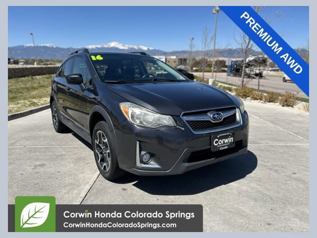 Used 2016 Subaru Crosstrek 2.0i Premium w/ Moonroof Package AWD/4WD image 1