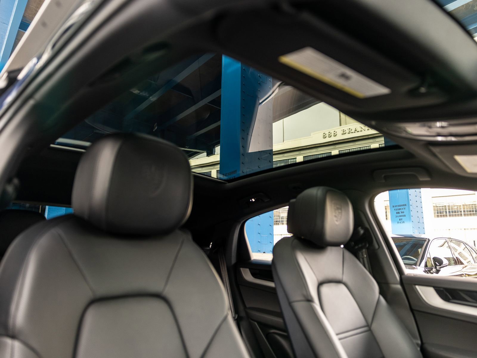 Certified 2025 Porsche Cayenne Coupe image 55