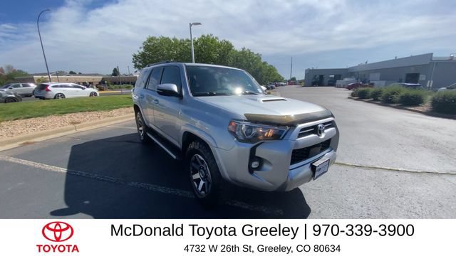 Used 2022 Toyota 4Runner TRD Off-Road Premium AWD/4WD image 2