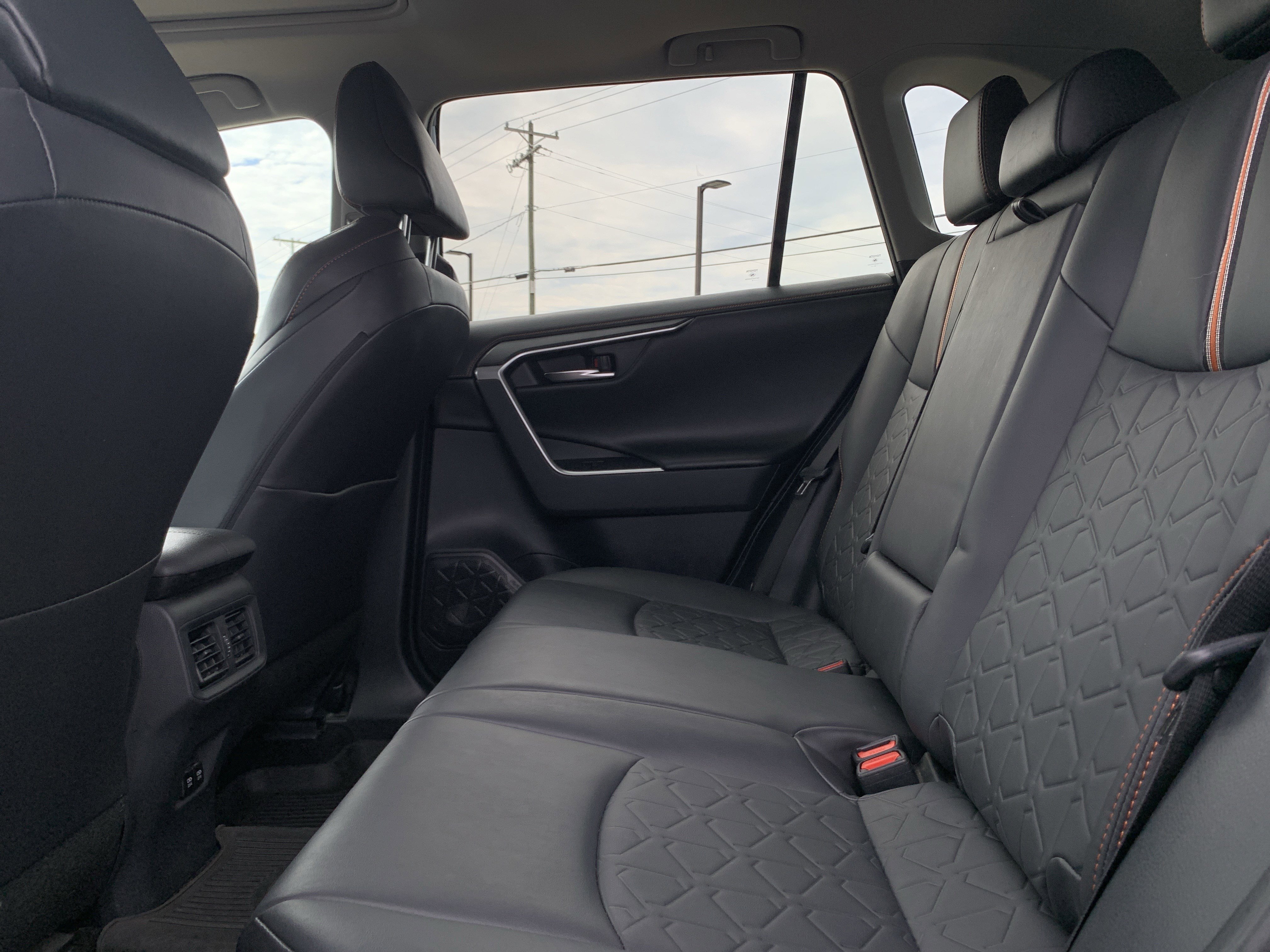 Used 2019 Toyota RAV4 Adventure image 32