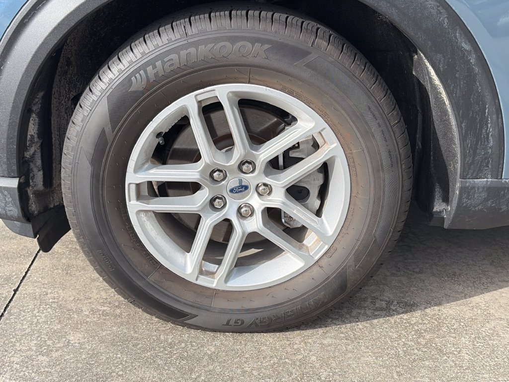 Certified 2026 Ford Explorer Active w/ Active Comfort Package RWD image 19