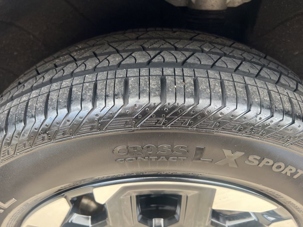 Certified 2025 Kia Sorento S w/ Panoramic Sunroof Package image 44