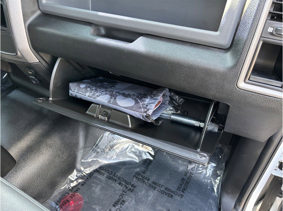 Used 2020 RAM 1500 Tradesman w/ Chrome Appearance Group image 34