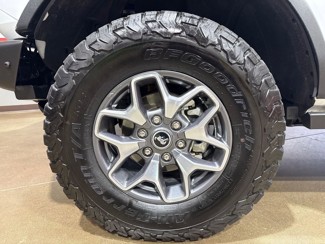 Used 2023 Ford Bronco Badlands image 54