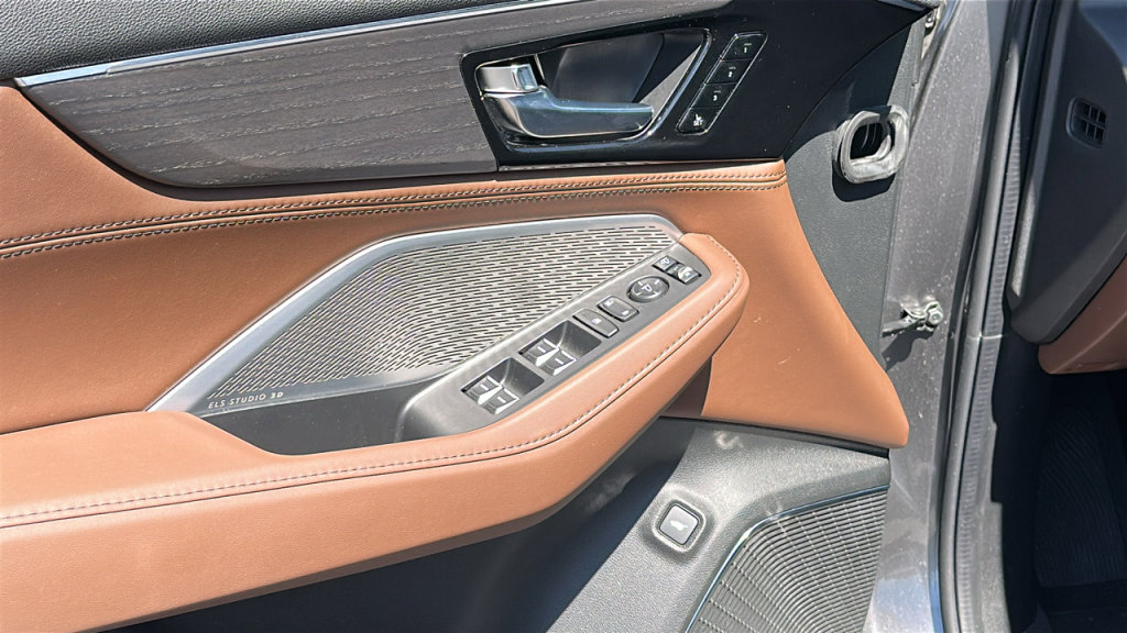 Used 2022 Acura MDX SH-AWD w/ Advance Package image 22