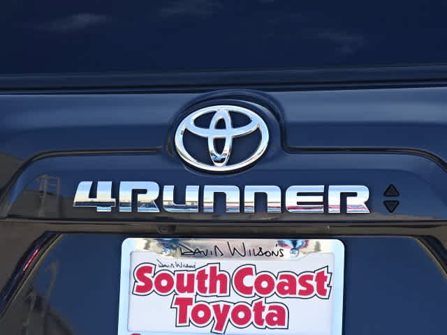 Used 2024 Toyota 4Runner SR5 RWD image 10